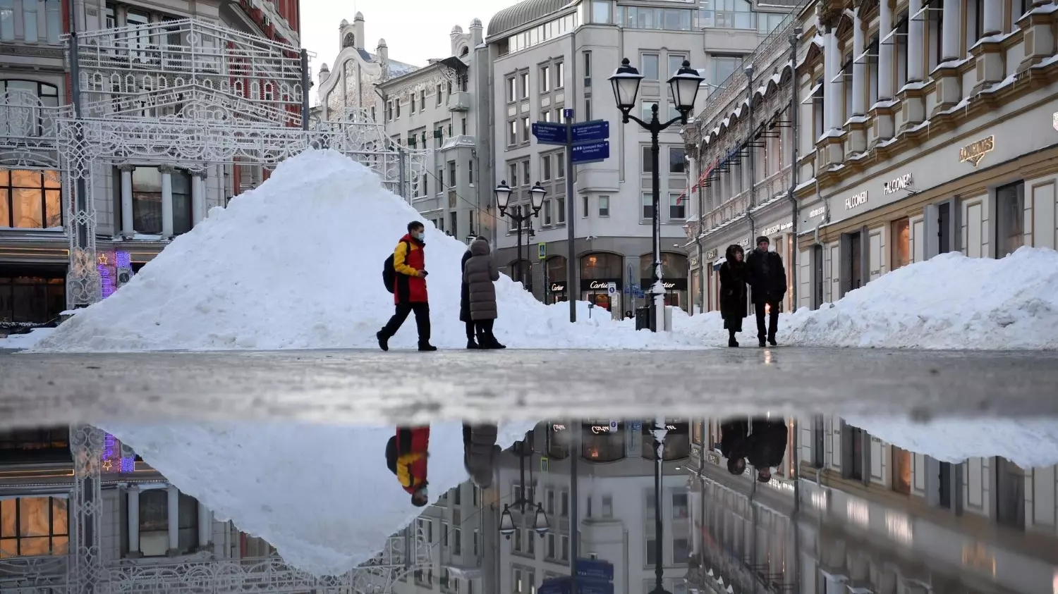 По прогнозу синоптиков снег в этом году пролежит в Москве примерно до 10 апреля