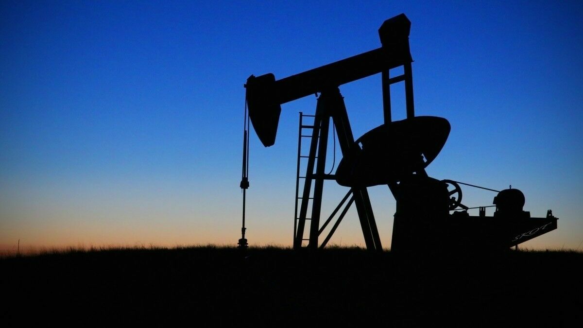 Мировые цены на нефть выросли на 15%