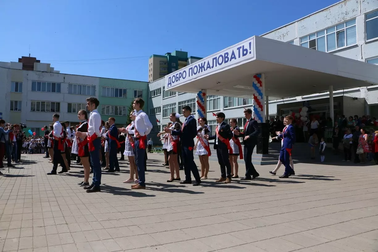 Задача дня: сделать из российских школьников патриотов