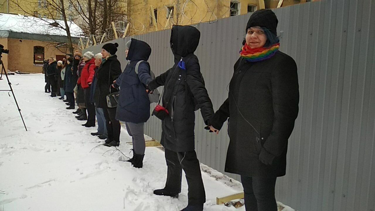 В Петербурге прошел флешмоб против сноса исторических зданий